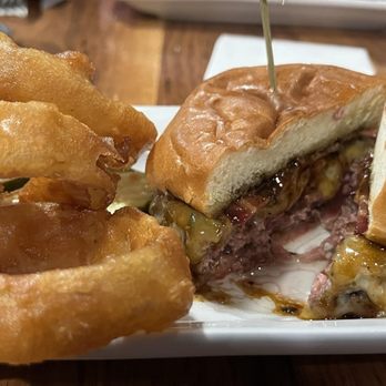 BRU Burger Bar - Carmel - Burgers Near Me - Carmel, Indiana BRU Burger Bar - Carmel - Burgers Near Me - Carmel, Indiana