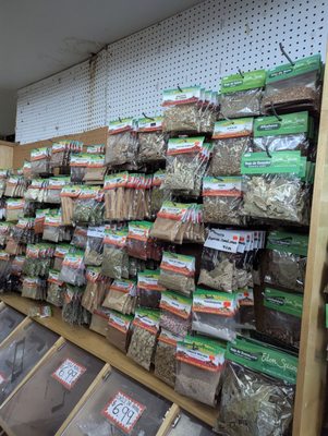 El Chico Produce by null