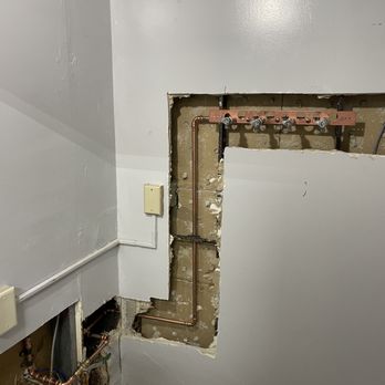 Goodboy Plumbing - Copper water line for a commercial coffee station. - Plumbing Near Me - Long Beach, California Goodboy Plumbing - Copper water line for a commercial coffee station. - Plumbing Near Me - Long Beach, California