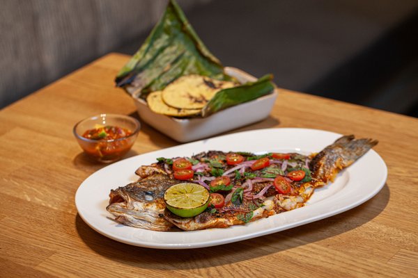 El Fish Marisqueria by null