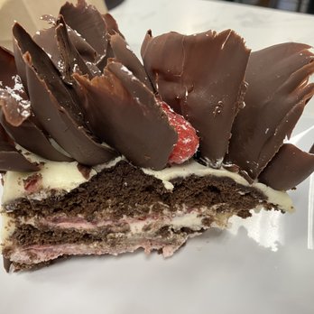 Brioche de Paris - Black Forest cake - French Near Me - Walnut Creek, California Brioche de Paris - Black Forest cake - French Near Me - Walnut Creek, California