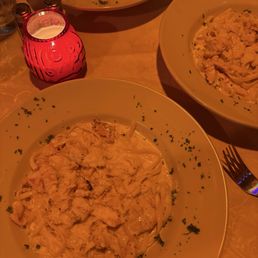 Fettuccine Alfredo Con Pollo