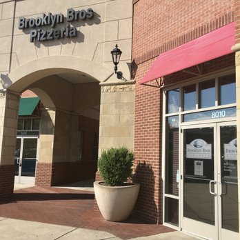 Brooklyn Bros Pizzeria - Brooklyn Bros Pizzeria, Gdainesville VA - Pizza Near Me - Gainesville, Virginia