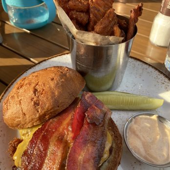 Red Cow St. Paul - 60/40 burger with gluten free bun - Burgers Near Me - St Paul, Minnesota Red Cow St. Paul - 60/40 burger with gluten free bun - Burgers Near Me - St Paul, Minnesota