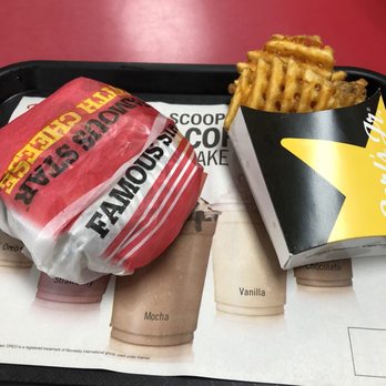 Carl's Jr - Fast Food Near Me - La Mesa, California
