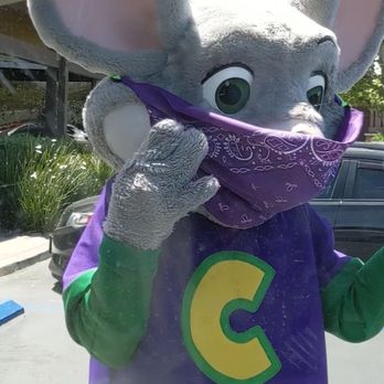 Chuck E. Cheese - Covid-19 won't keep Chuck E. Cheese away from his fans! - Pizza Near Me - San Diego, California