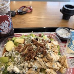 Wendy's - Apple Pecan Salad