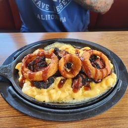 Mac 'N Brisket Skillet looked good and was very good according to my partner.