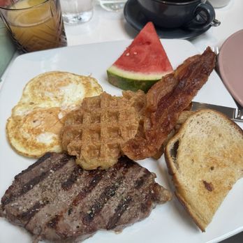 Huddy's At The Beach - NY Steak + Eggs - New American Near Me - Hermosa Beach, California Huddy's At The Beach - NY Steak + Eggs - New American Near Me - Hermosa Beach, California
