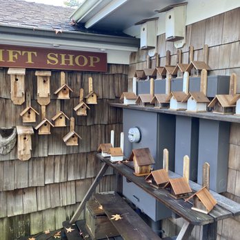 The Hampton Maid - Hotels Near Me - Hampton Bays, New York