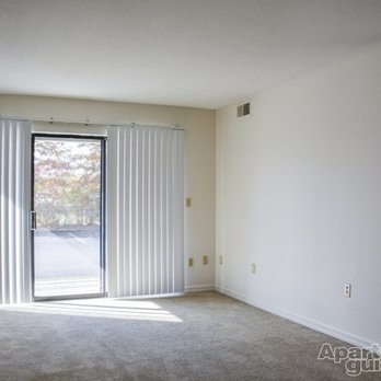 Fox Hill Apartments - Apartments Near Me - Enfield, Connecticut Fox Hill Apartments - Apartments Near Me - Enfield, Connecticut
