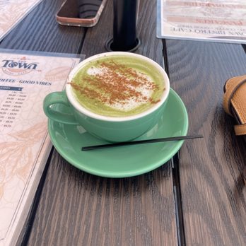The Town - Matcha latte w/Oatmilk - Coffee & Tea Near Me - Arecibo, Puerto Rico