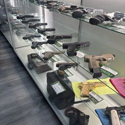 Area 52 Gun & Pawn