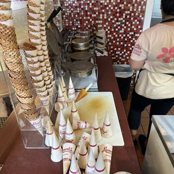 Lappert's Hawaii - Ice Cream & Frozen Yogurt Near Me - Honolulu, Hawaii Lappert's Hawaii - Ice Cream & Frozen Yogurt Near Me - Honolulu, Hawaii