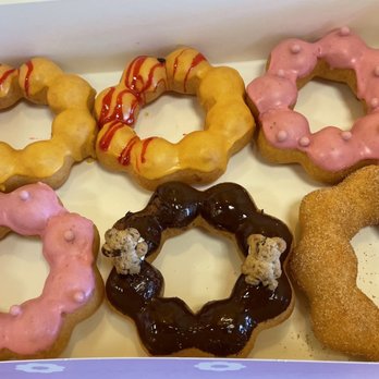 Mochi Lion - Half dozen - Donuts Near Me - Riverside, California Mochi Lion - Half dozen - Donuts Near Me - Riverside, California