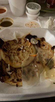 Super Pupusa by null