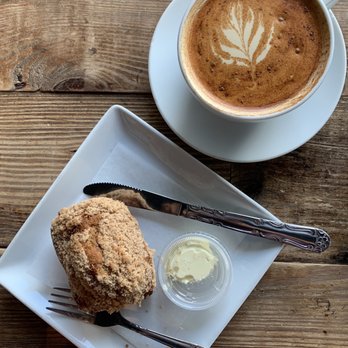 Siphon Coffee - Banana Bread, Chai Latte - Cafes Near Me - Houston, Texas