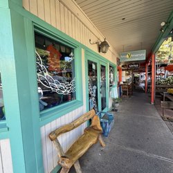 North Shore Marketplace