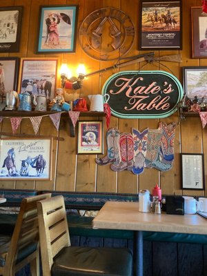 Wagon Wheel Restaurant by null