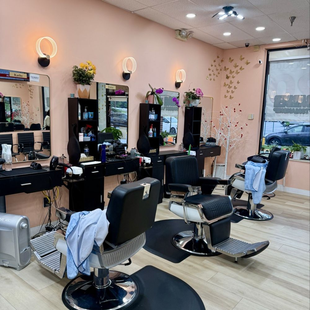 Barber Craftsmanship - Barbers Near Me - Fairfax, Virginia Barber Craftsmanship - Barbers Near Me - Fairfax, Virginia