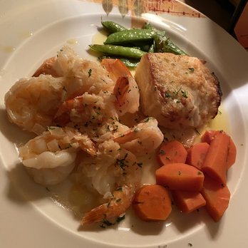 Nouvelle Cuisine - Shrimp in garlic sauce - French Near Me - Spring Hill, Florida