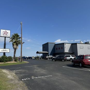 Monument Inn - Outside view - Seafood Near Me - La Porte, Texas Monument Inn - Outside view - Seafood Near Me - La Porte, Texas