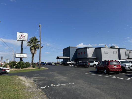 Monument Inn by null