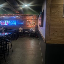 Hertsch's Package Goods & Tavern - Karaoke Wednesdays