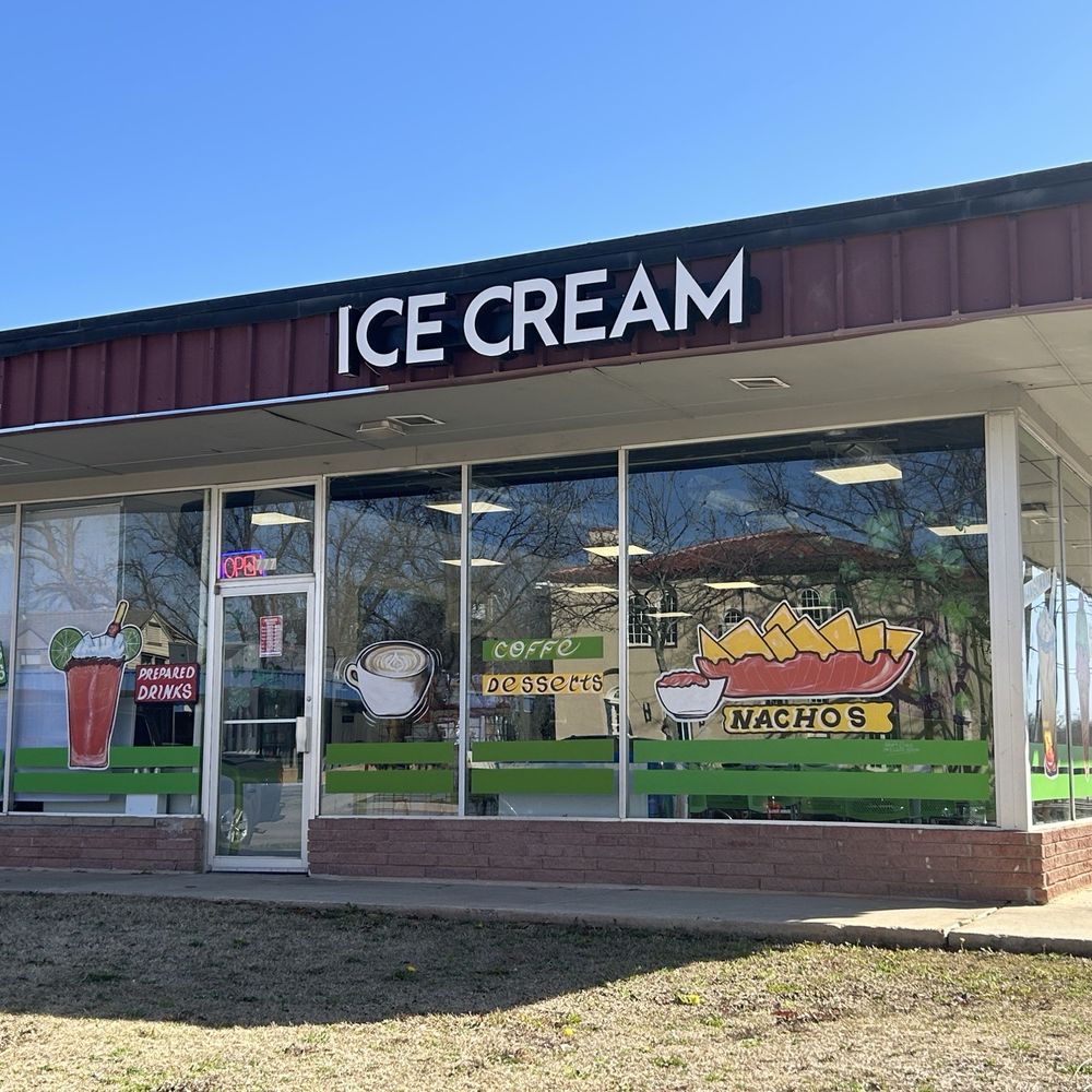 La Divina Michoacana - Outside - Ice Cream & Frozen Yogurt Near Me - Norman, Oklahoma La Divina Michoacana - Outside - Ice Cream & Frozen Yogurt Near Me - Norman, Oklahoma