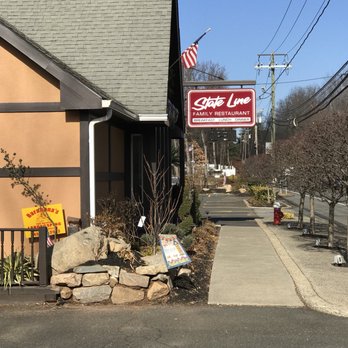 State Line Family Restaurant - Great side entrance from large parking lot - Diners Near Me - Tappan, New York