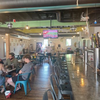 Fizz ed - New American Near Me - Boone, North Carolina