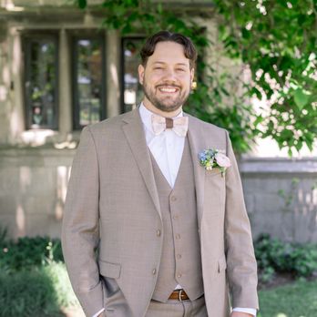 Top Hat Tuxedo - Custom three piece suit - Men's Clothing Near Me - Pittsburgh, Pennsylvania Top Hat Tuxedo - Custom three piece suit - Men's Clothing Near Me - Pittsburgh, Pennsylvania