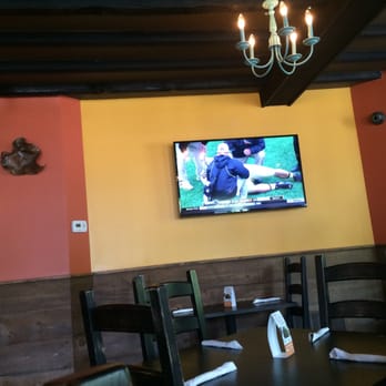 Osteria Procaccini - Crosswicks - Seating with TV - Italian Near Me - Crosswicks, New Jersey