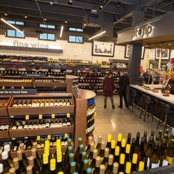 Cub Wine & Spirits - Maplewood - Huge selection of wine!