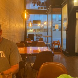 Anmol Restaurant - Milwaukee - Nice seating