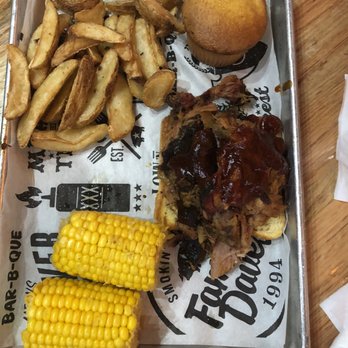 Famous Dave's Bar-B-Que - Barbeque Near Me - El Paso, Texas Famous Dave's Bar-B-Que - Barbeque Near Me - El Paso, Texas