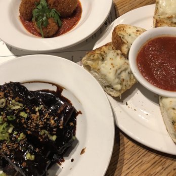 Angelo’s Taverna - Italian Near Me - Denver, Colorado