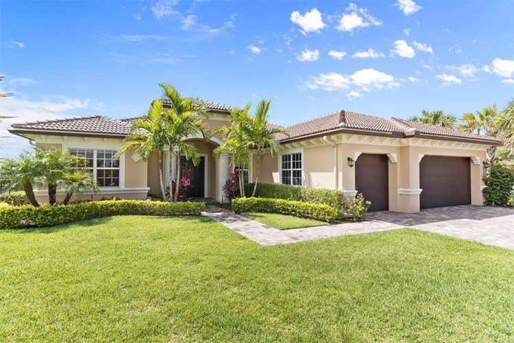 Slide of AKVM Roofing