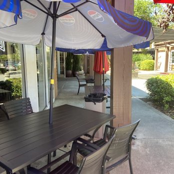 Legends Pizza - Outside seats - Pizza Near Me - San Jose, California