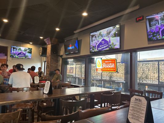 The Bon Aire by null