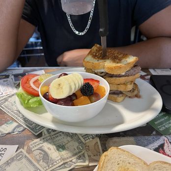 Skillet'z Cafe - Patty Melt - Breakfast & Brunch Near Me - Fremont, California Skillet'z Cafe - Patty Melt - Breakfast & Brunch Near Me - Fremont, California