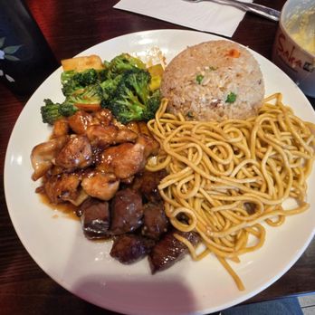 Saka - Combo lunch hibachi - Sushi Bars Near Me - Keene, New Hampshire Saka - Combo lunch hibachi - Sushi Bars Near Me - Keene, New Hampshire