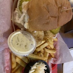 CARL’S TAVERN - Updated October 2025 - 82 Photos & 84 Reviews - 3386 ...