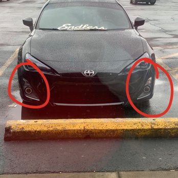Advanced Auto Body - Mix Matched Headlight Markers! One On Left Is Smoked One On Right Is Not! - Body Shops Near Me - Sharon, Pennsylvania Advanced Auto Body - Mix Matched Headlight Markers! One On Left Is Smoked One On Right Is Not! - Body Shops Near Me - Sharon, Pennsylvania