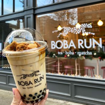 Boba Run - Honeycomb dalgona latte with pearls - Bubble Tea Near Me - Vancouver, British Columbia