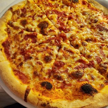 Il Pesciolino D'Oro - Margherita pizza - Pizza Near Me - Venezia, VE
