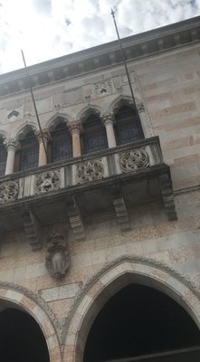 Piazza della Libertà by null