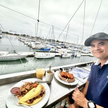 Panorama Bar & Grill - Breakfast with my Husband - Cocktail Bars Near Me - San Diego, California