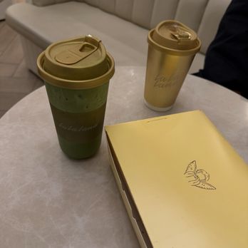 La La Land - Coffee & Tea Near Me - Glendale, California La La Land - Coffee & Tea Near Me - Glendale, California