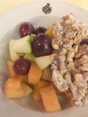 ZUR WEINSTEIGE - Hotel • Schlösschen • Gourmetrestaurant by null